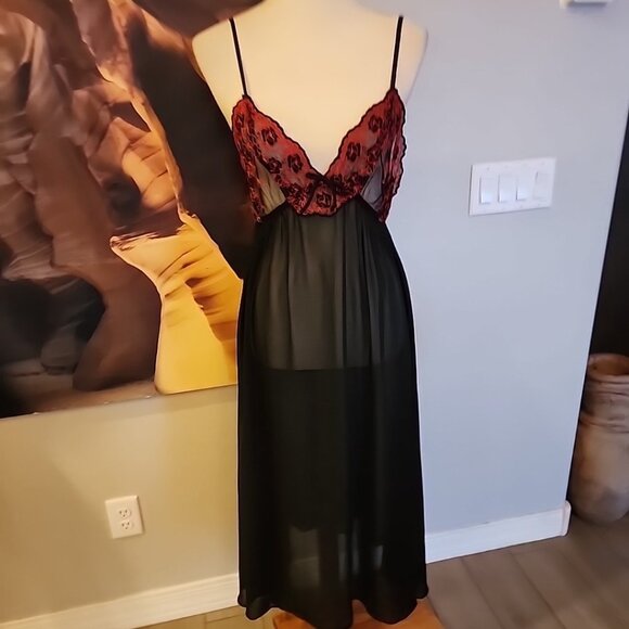 Private Luxuries Chemise Lingerie Large Black Red Sheer Sleepwear Pj Gown 46" L - Picture 1 of 6